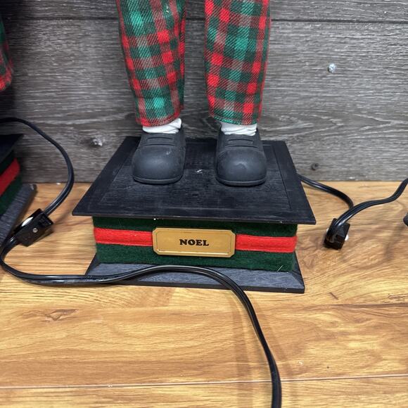 1993 Holiday Creations 24" Boy and Girl Christmas Animated Doll Figures Vintage - Picture 7 of 10